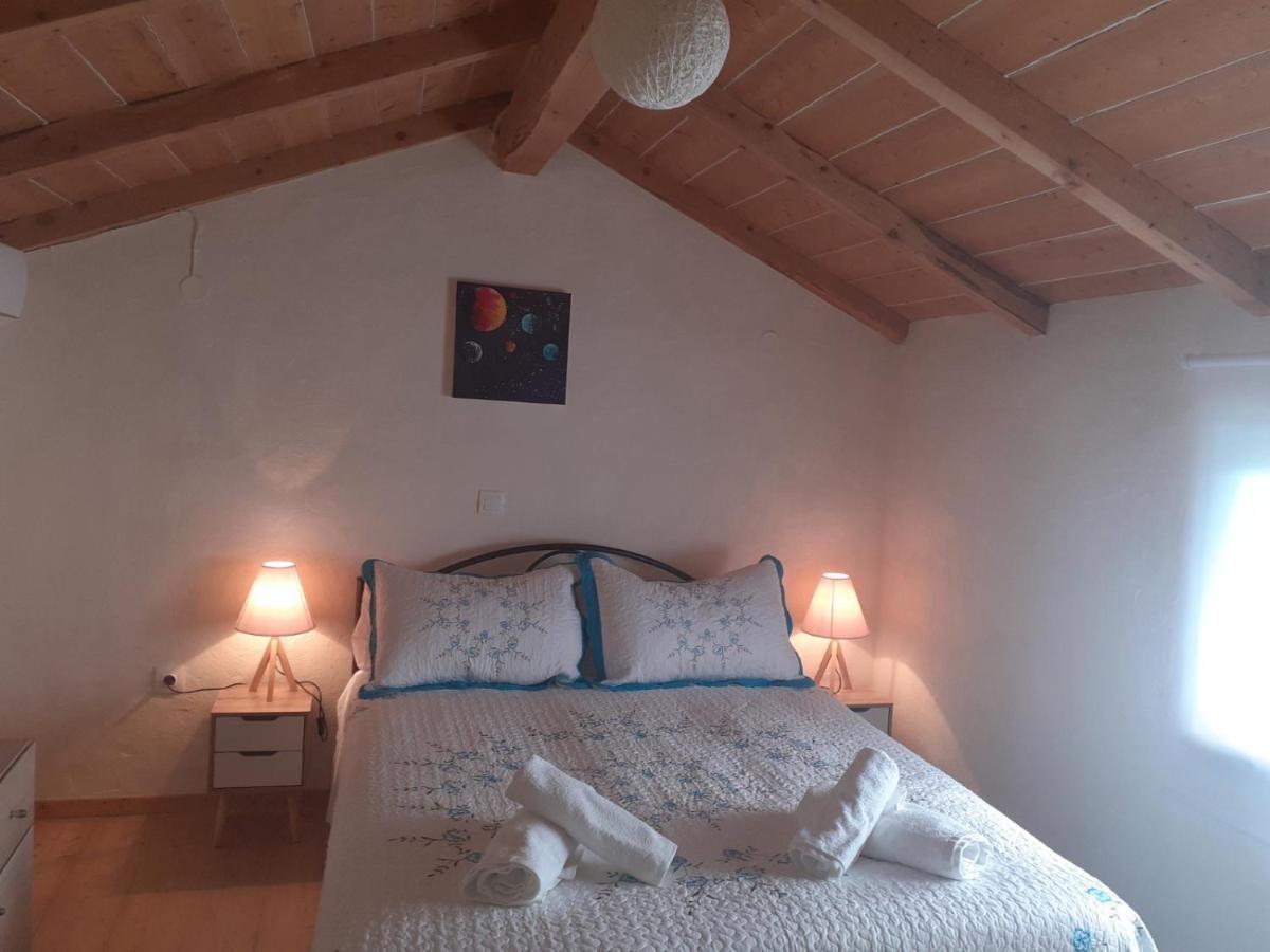White Manolia Cottage カト・コラキアナ エクステリア 写真